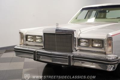 1984 Lincoln Town Car Signature Series