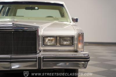 1984 Lincoln Town Car Signature Series