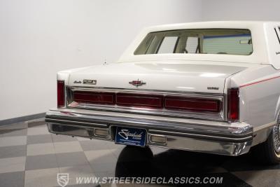 1984 Lincoln Town Car Signature Series