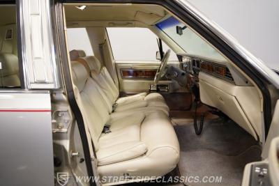 1984 Lincoln Town Car Signature Series