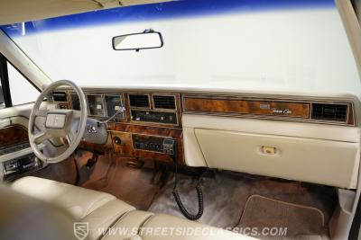 1984 Lincoln Town Car Signature Series