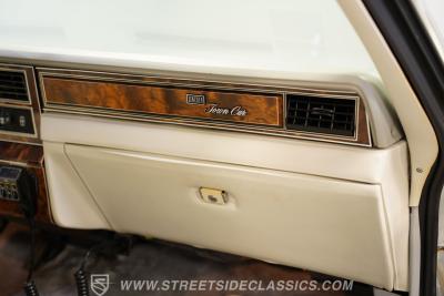 1984 Lincoln Town Car Signature Series