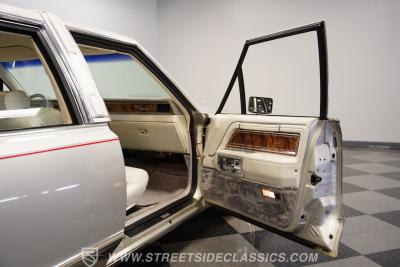 1984 Lincoln Town Car Signature Series