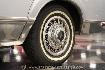 1984 Lincoln Town Car Signature Series