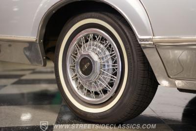 1984 Lincoln Town Car Signature Series