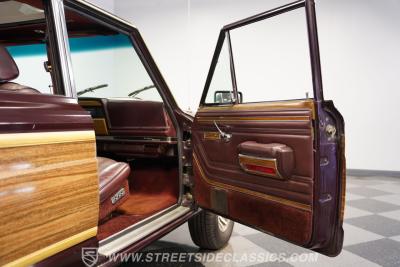 1989 Jeep Grand Wagoneer