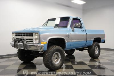 1985 Chevrolet K10 4x4 LS Restomod