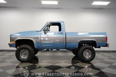 1985 Chevrolet K10 4x4 LS Restomod