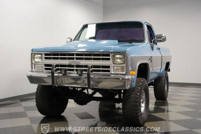 1985 Chevrolet K10 4x4 LS Restomod