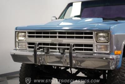 1985 Chevrolet K10 4x4 LS Restomod