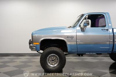 1985 Chevrolet K10 4x4 LS Restomod