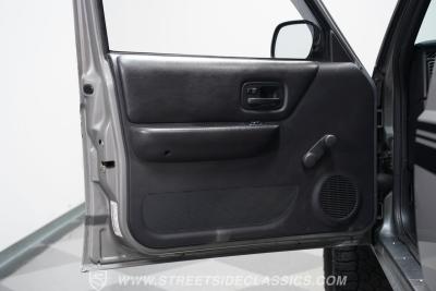 2000 Jeep Cherokee Sport 4X4