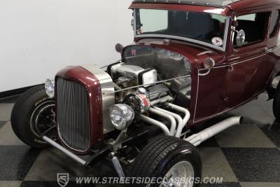 1931 Ford 5-Window Coupe