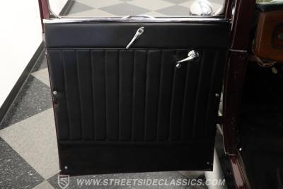 1931 Ford 5-Window Coupe