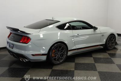 2022 Ford Mustang Mach 1