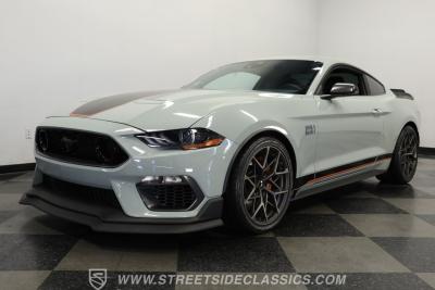 2022 Ford Mustang Mach 1