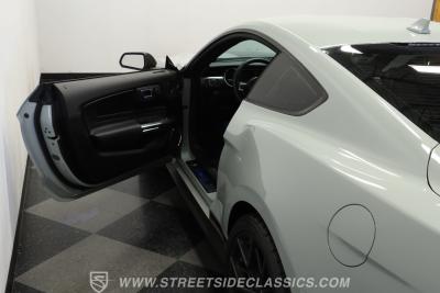 2022 Ford Mustang Mach 1