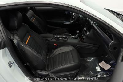 2022 Ford Mustang Mach 1