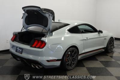 2022 Ford Mustang Mach 1