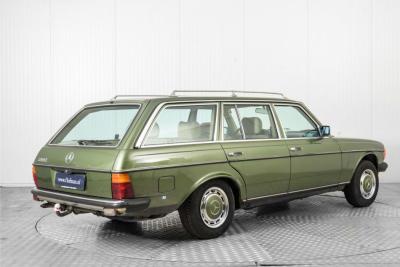 1982 Mercedes - Benz 200T Station Automaat LPG