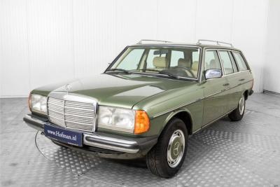 1982 Mercedes - Benz 200T Station Automaat LPG
