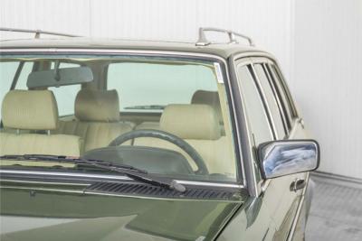 1982 Mercedes - Benz 200T Station Automaat LPG