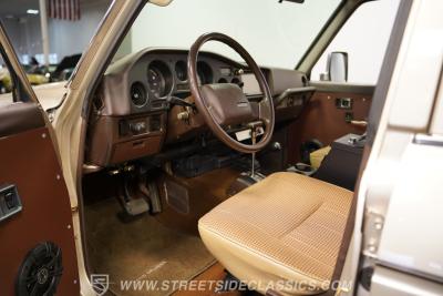 1989 Toyota Land Cruiser FJ62 LS Restomod