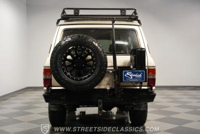 1989 Toyota Land Cruiser FJ62 LS Restomod