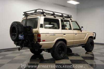 1989 Toyota Land Cruiser FJ62 LS Restomod