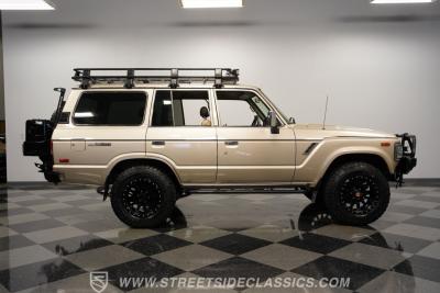 1989 Toyota Land Cruiser FJ62 LS Restomod