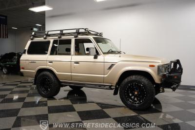 1989 Toyota Land Cruiser FJ62 LS Restomod