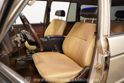 1989 Toyota Land Cruiser FJ62 LS Restomod