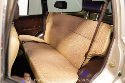 1989 Toyota Land Cruiser FJ62 LS Restomod