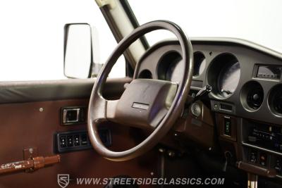 1989 Toyota Land Cruiser FJ62 LS Restomod