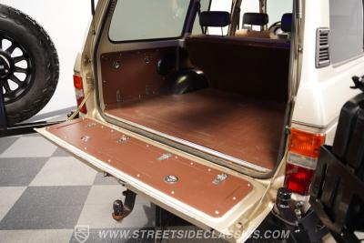 1989 Toyota Land Cruiser FJ62 LS Restomod