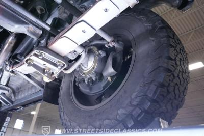 1989 Toyota Land Cruiser FJ62 LS Restomod