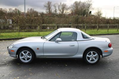 2004 Mazda MX-5 1.8I