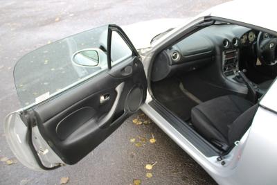 2004 Mazda MX-5 1.8I