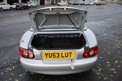 2004 Mazda MX-5 1.8I