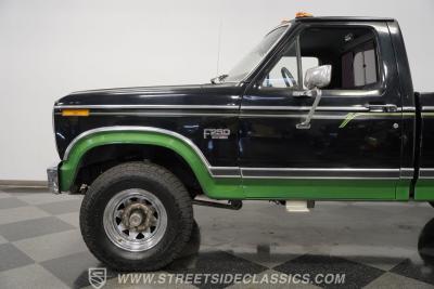 1983 Ford F-250 XLT 4x4