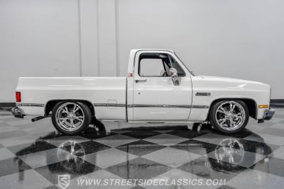 1982 GMC Sierra 1500 Restomod