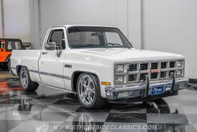 1982 GMC Sierra 1500 Restomod