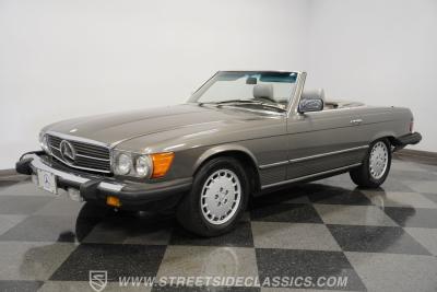 1985 Mercedes - Benz 380