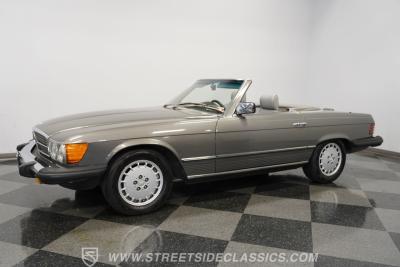 1985 Mercedes - Benz 380