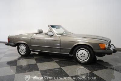 1985 Mercedes - Benz 380