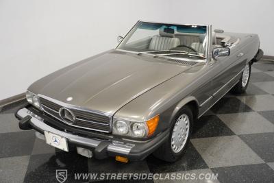 1985 Mercedes - Benz 380
