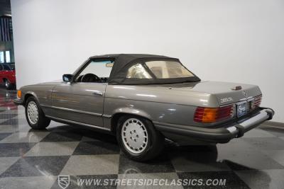 1985 Mercedes - Benz 380