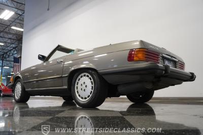 1985 Mercedes - Benz 380