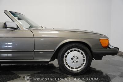 1985 Mercedes - Benz 380