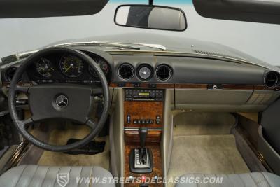 1985 Mercedes - Benz 380